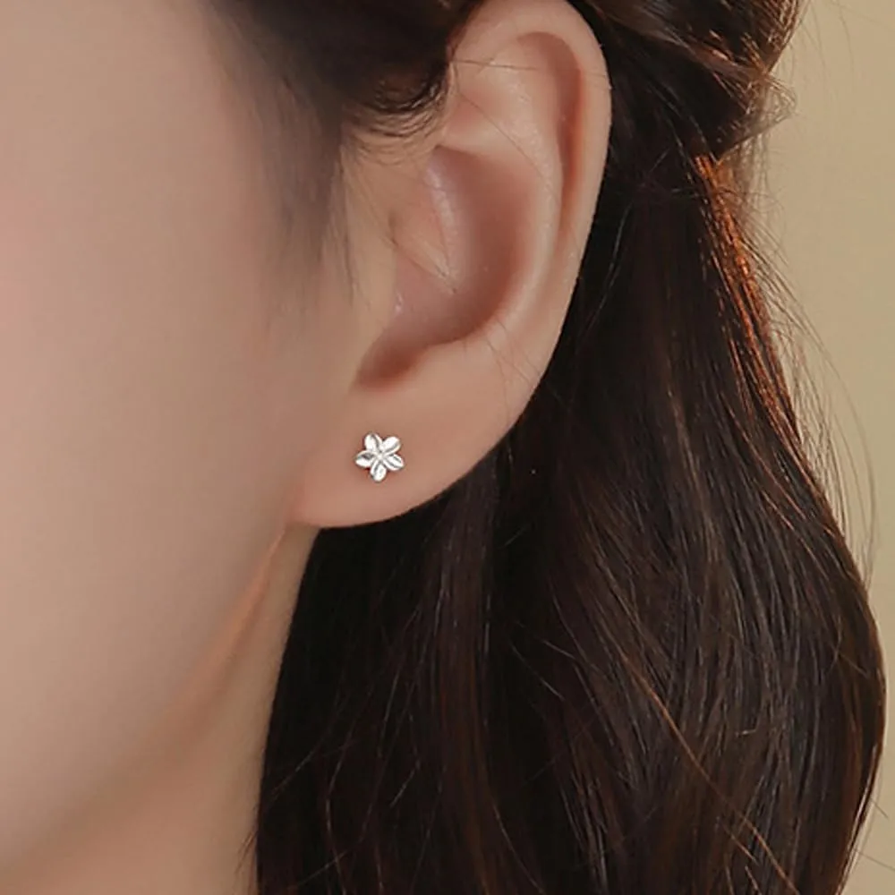 14k Gold Plated Hypoallergenic Flower Screw Back Cartilage Silver Helix Piercing Jewelry 16G Tragus Earrings for Women Teen Tiny Mini - Stud, Polished Brass, White Gold - Flat Back