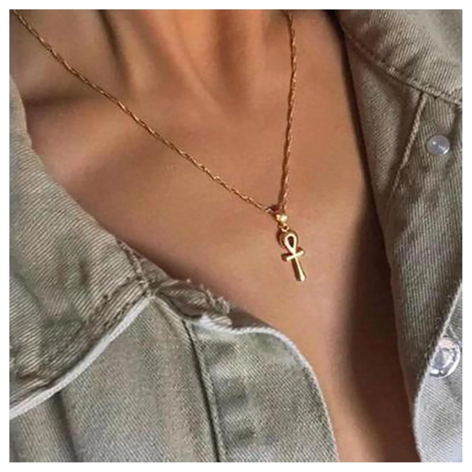 Andelaisi Boho Feminine Choker Necklace Gold Feminine Necklace Choker Feminine Astrological Gender Symbol Necklace Gold Feminist Pendant Necklace Jewelry for Women