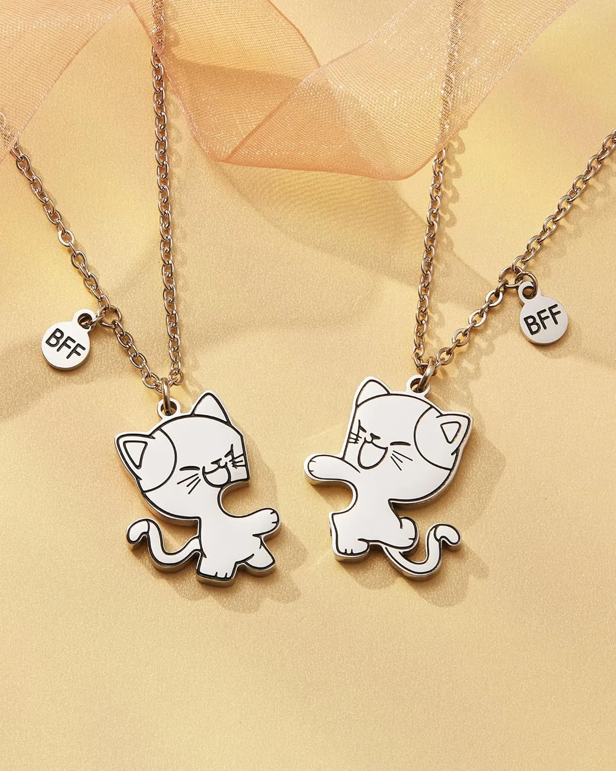 Best Friend Pendants Jewelry BFF Necklace 2 Gifts Matching Friendship Necklaces for 2 Teen Boys Girls Bestie Sister.