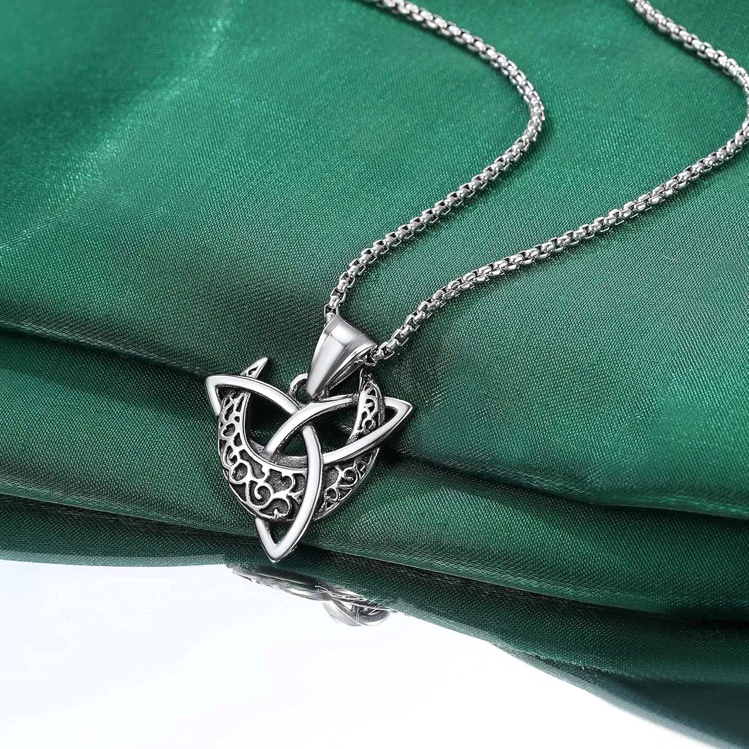 Bestyle Triple Moon Goddness Necklace-Celtic Knot/Tree of Life/Pentacle Pendants, Faithful Religious Wiccan Protection Anmulet Jewelry for Women Girls, Customizable