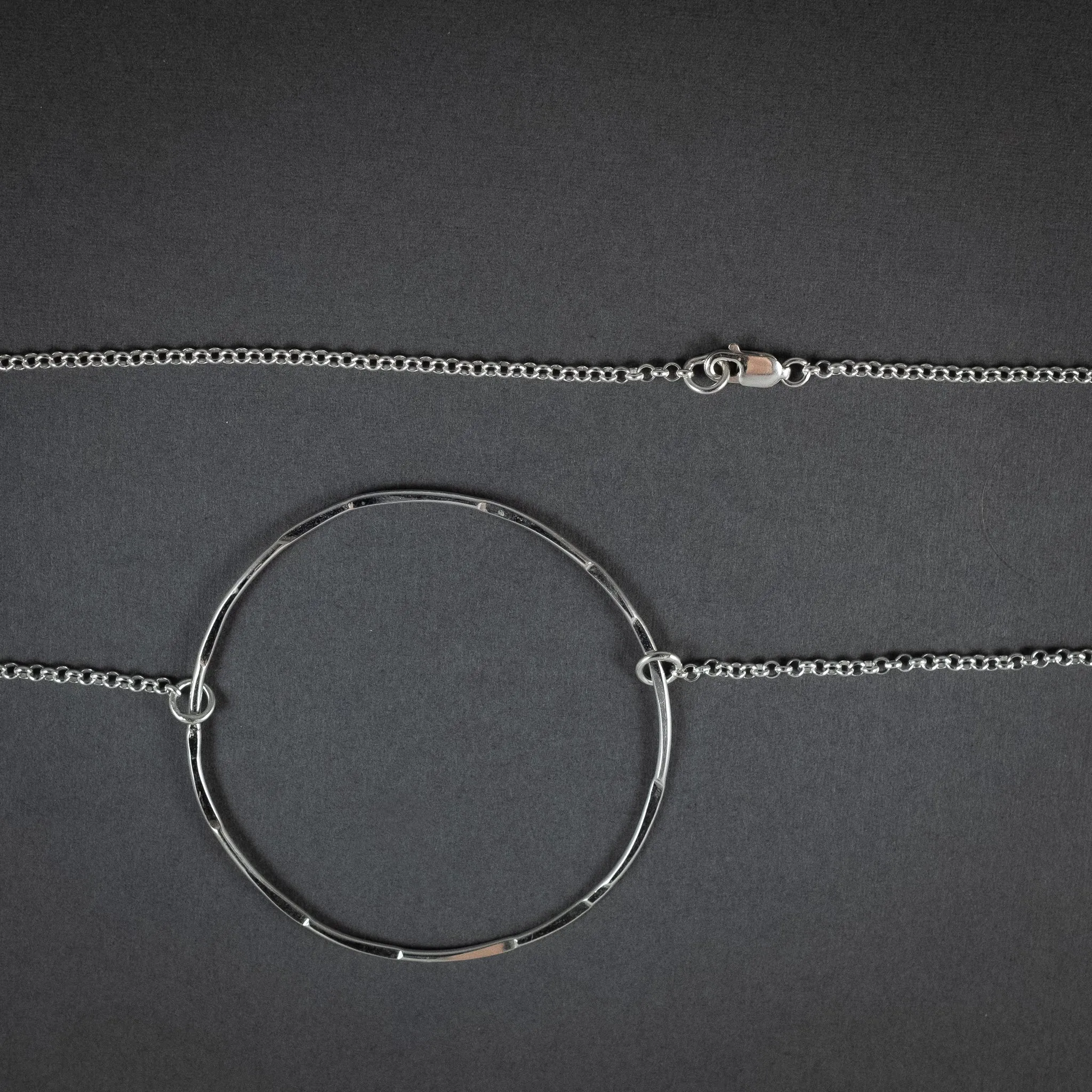 Circle Necklace Large (Polished)