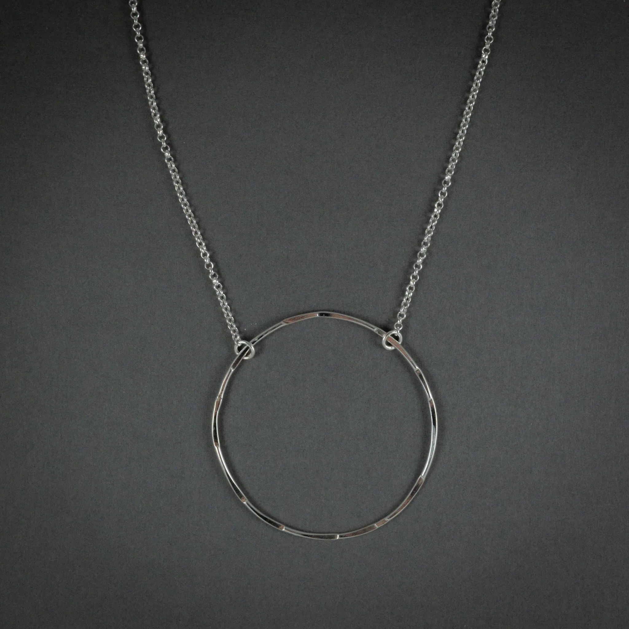 Circle Necklace Large (Polished)