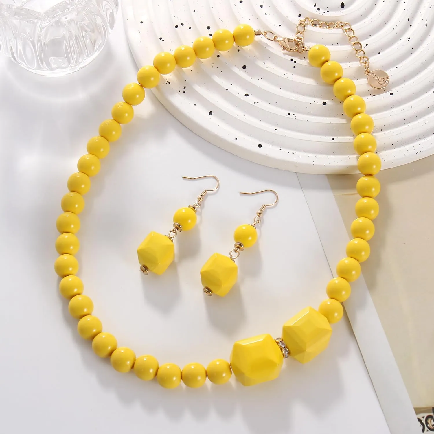 Coiris Chunky Acrylic Beads Strand Necklaces Set,Statement Geometric Beads Necklace Earrings,Acrylic African Beaded Necklace for Accessory Jewelry