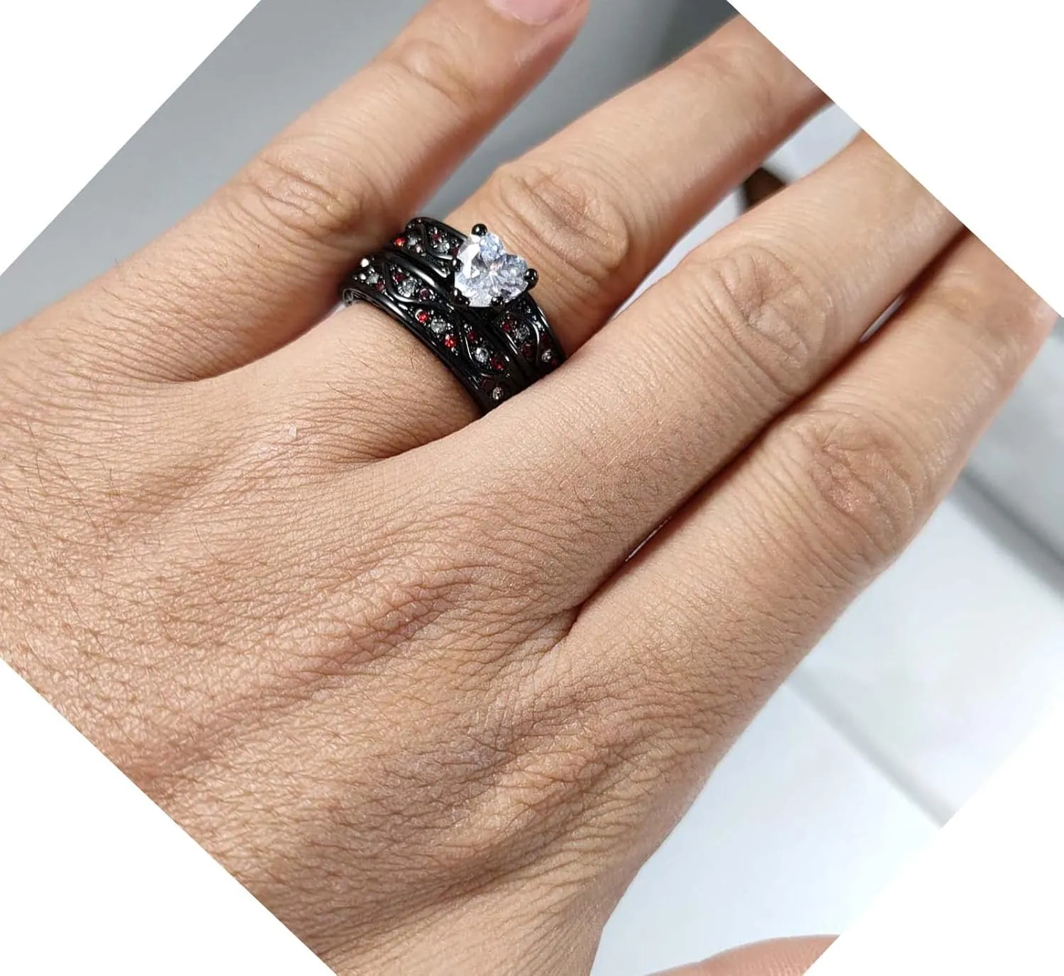 Couple Rings Black and Red Matching Rings His and Her Rings Heart CZ Women Wedding Ring Sets Titanium Men Wedding Bands
