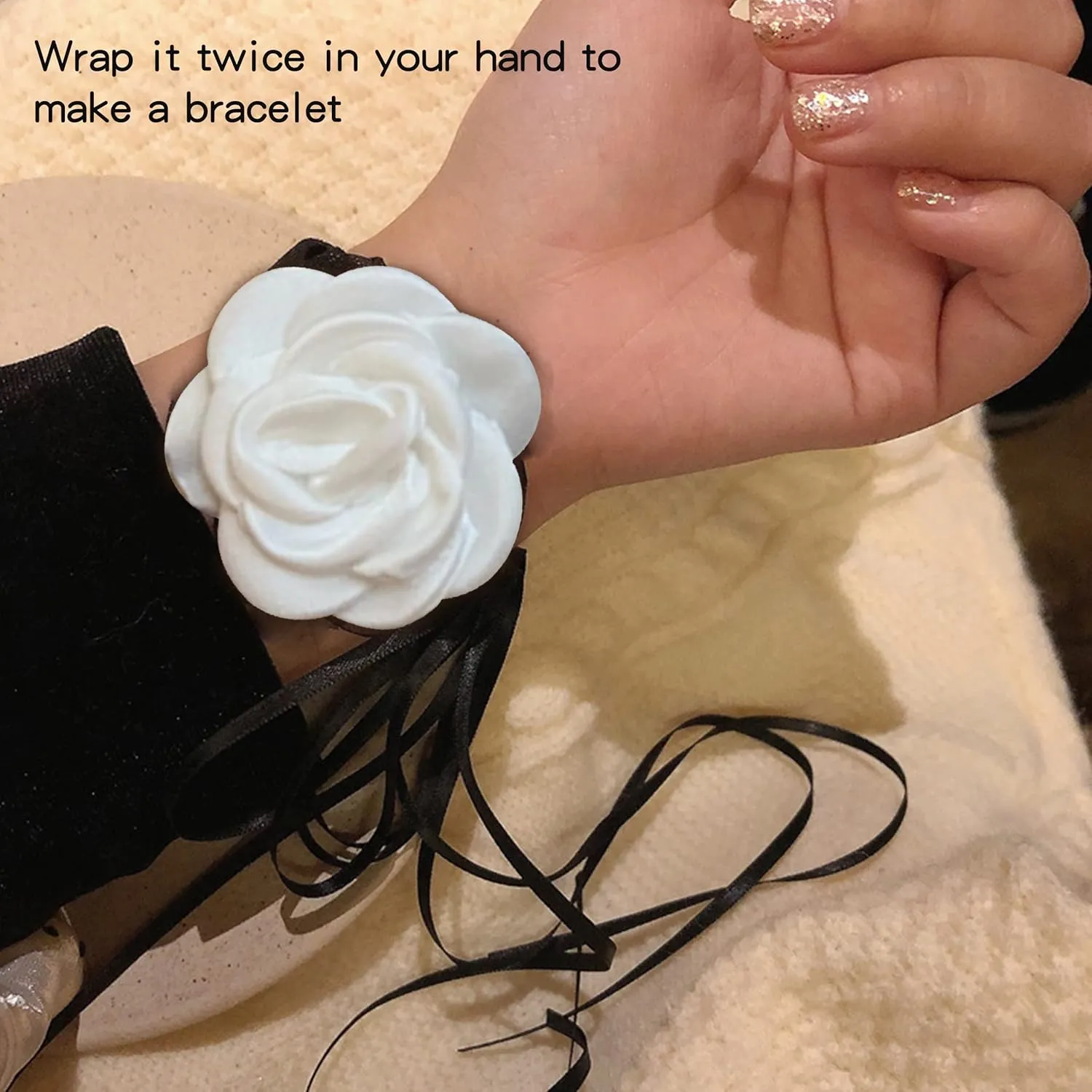 Flower Choker Necklace for Women Choker with Rose Flower Pendant, Adjustable Velvet Ribbon Collar Chain, Elegant Sping Summer Necklace for Weddings, Parties, Holiday