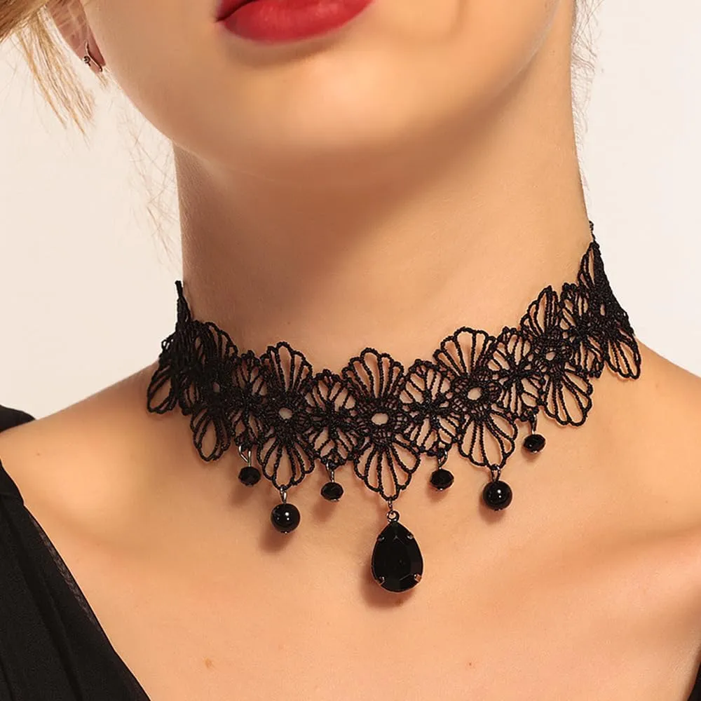 Gothic Black Lace Crystal Choker Necklace for Women Adjustable Layered Velvet Leather Lace Collar Halloween Party Costume Jewelry