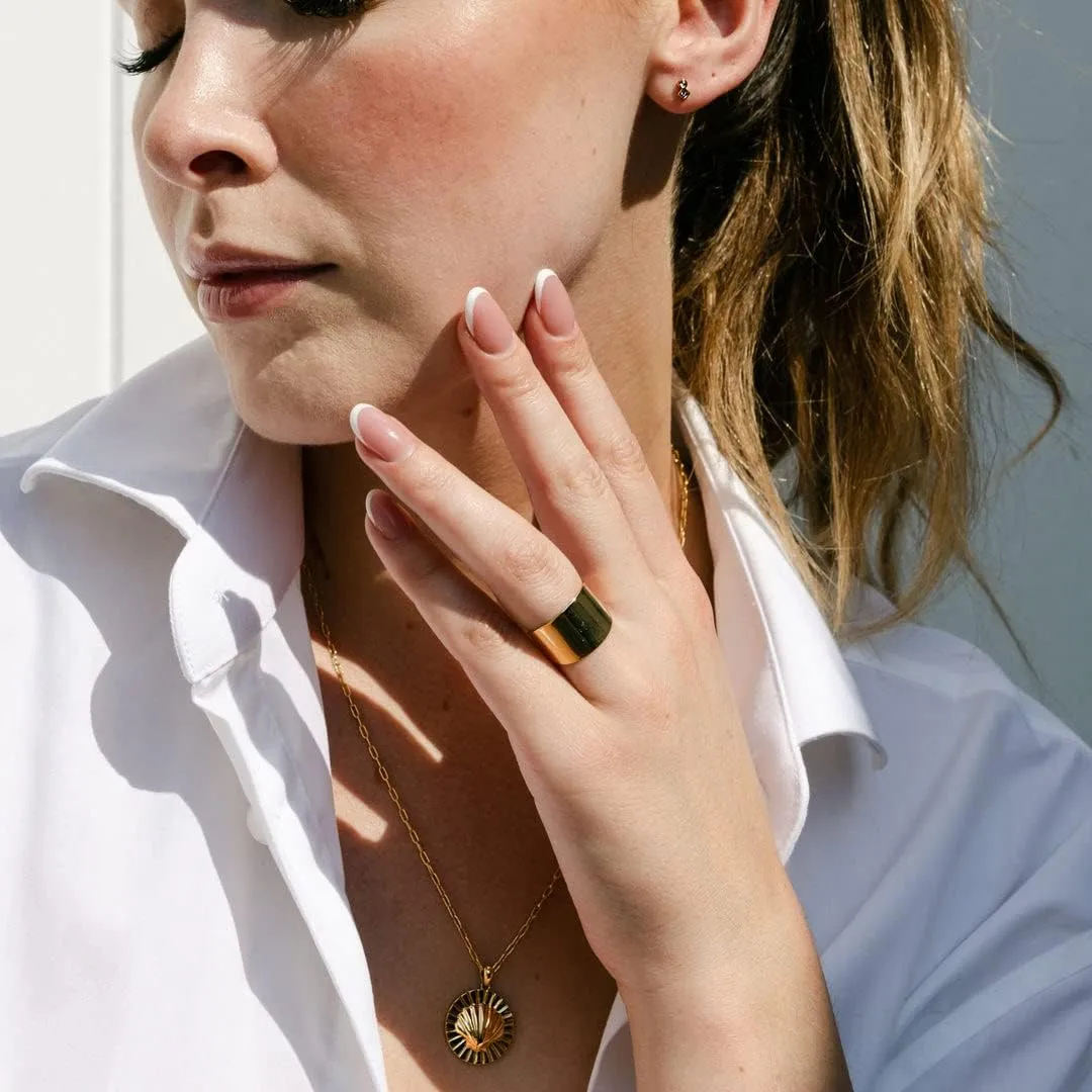 Honeycat Shell Pendant Necklace on Paperclip Chain in Gold, Rose Gold, Silver | Minimalist Simple Dainty Jewelry