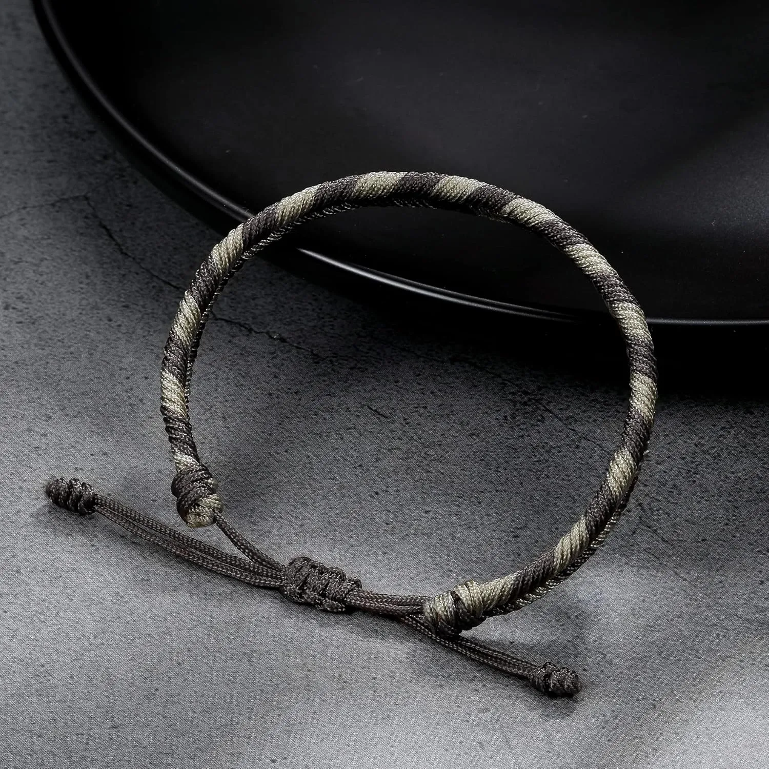 JENDEAR SHINE Braided Rope Bracelet for Men, Plaid Pattern Hand Braided Adjustable Nylon Bracelet, Birthday Friendship Gift for Men.