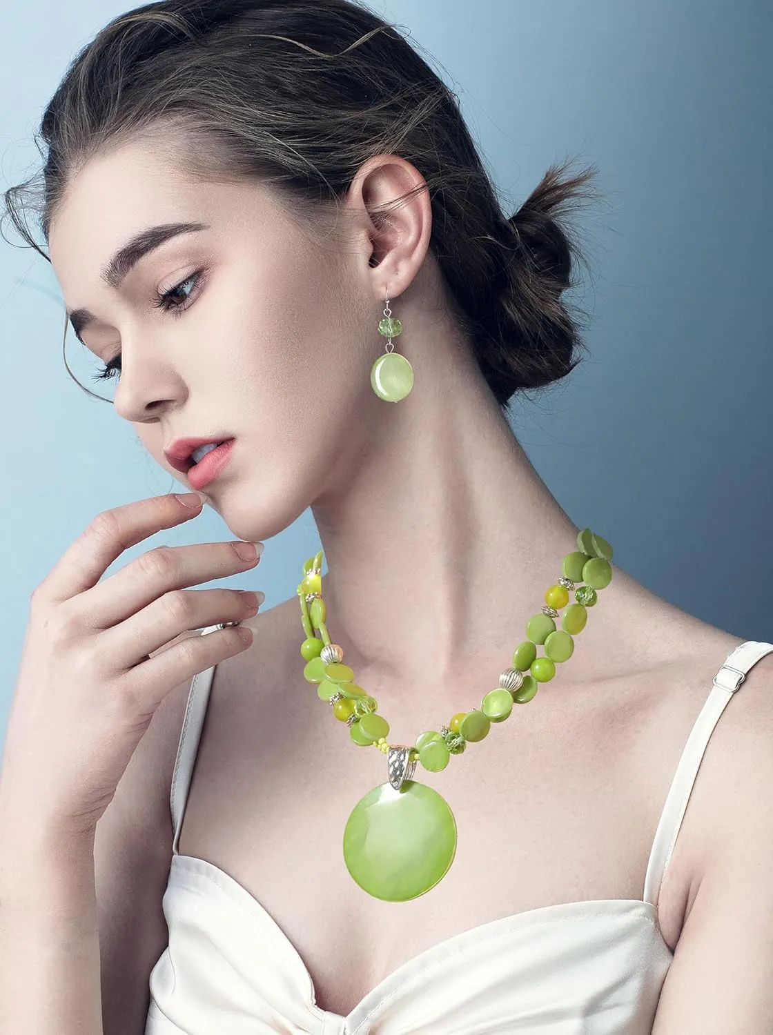 Layered Beads Statement Fashion Necklace Chunky Jewelry Set Big Colorful Glass Stone Circle Shell Pendant Choker Necklace and Earring Set for Women