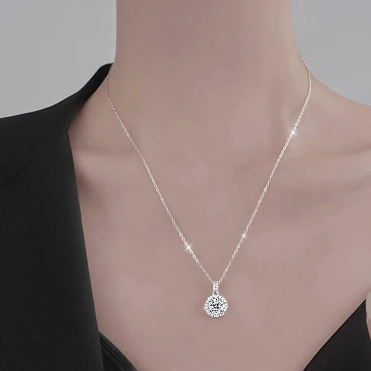 LUSHE Moissanite Pendant Necklace Round Halo D Color VVS1 Clarity 1-2 CT 925 Sterling Silver with 18K Gold Plating Moissanite Necklaces for Women Jewelry Gifts