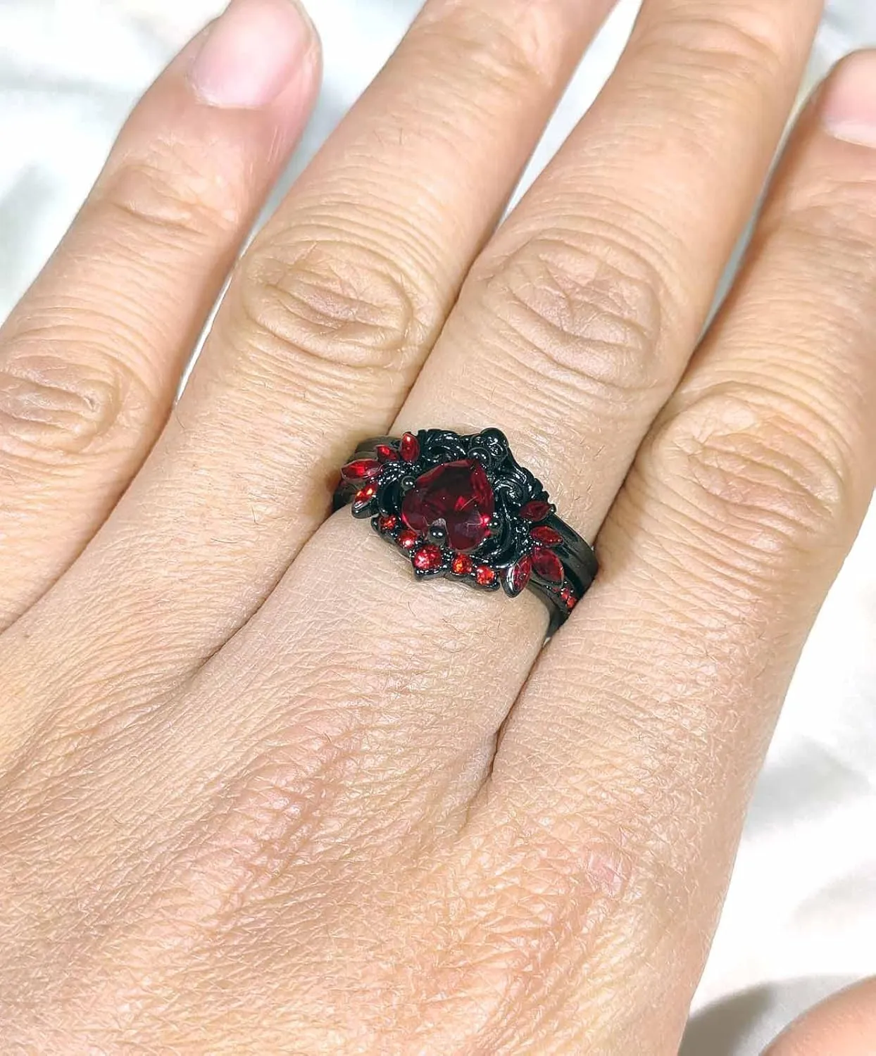 Matching Rings Black Plated Couple Rings Wings 1CT Heart Red CZ Wedding Ring Sets