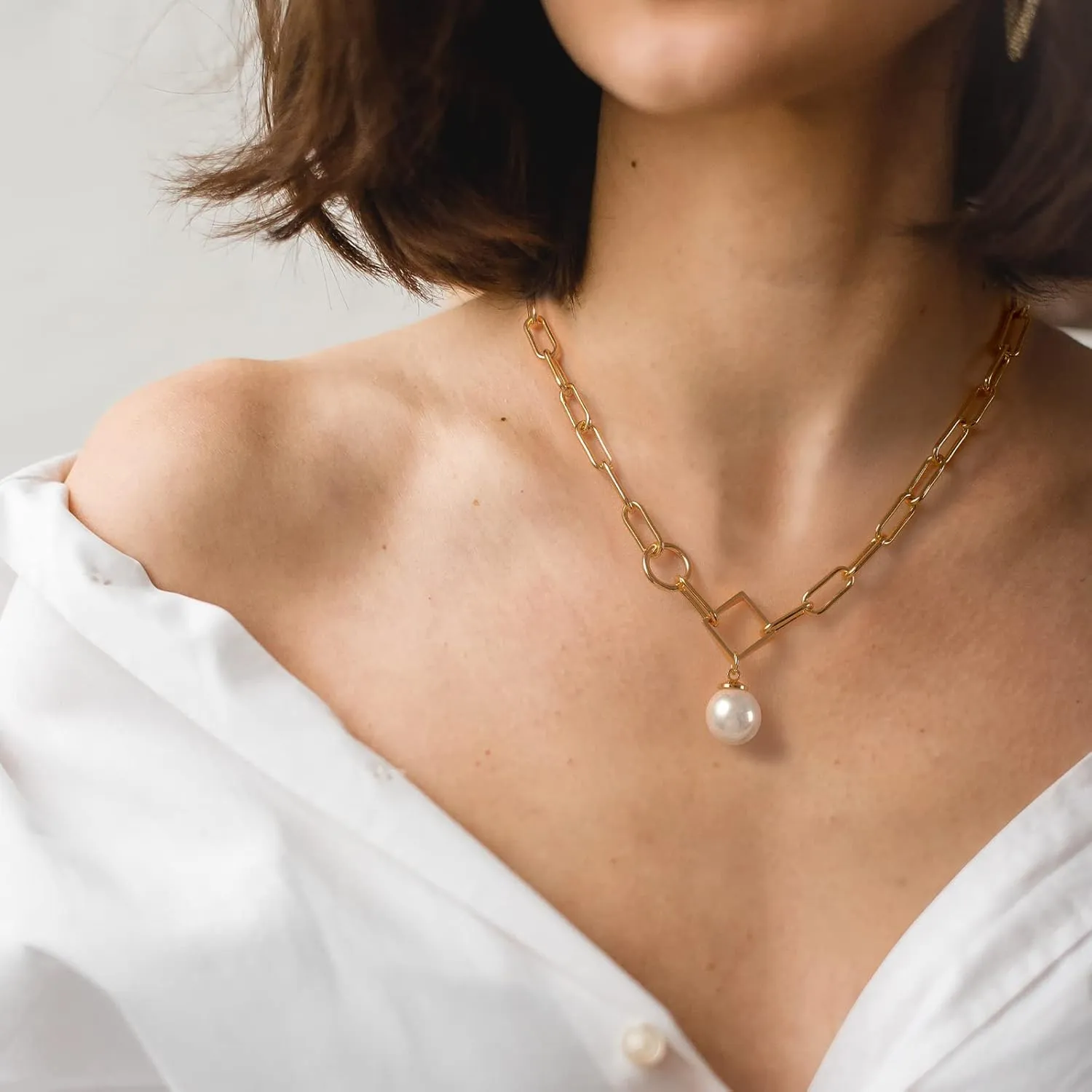 Mesovor Single Pearl Pendant Necklace for Women, 16K Gold Plated Paperclip Chain Necklace