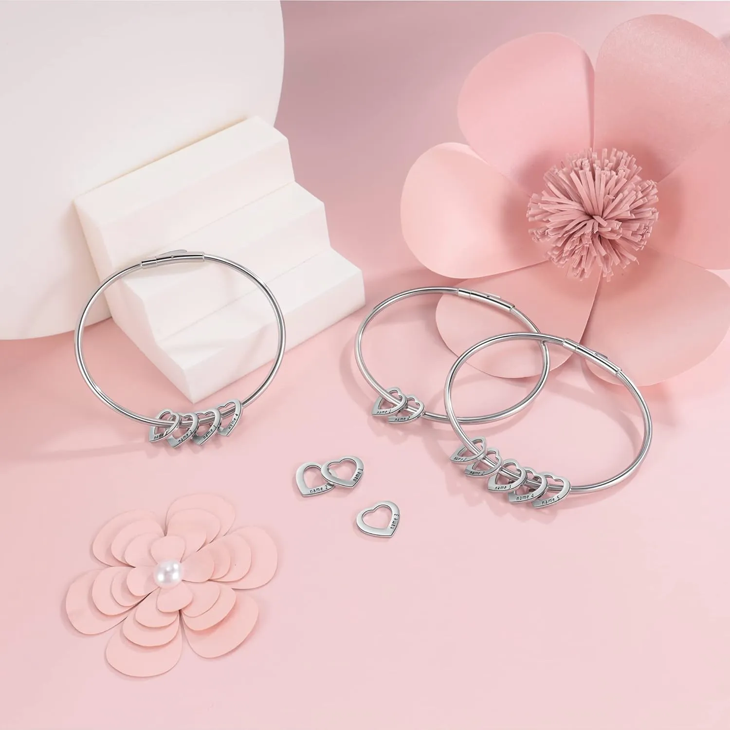 Personalized Women's Bracelet with Heart Pendants Custom 3-5 Names Bracelet Family Jewelry Gift for Women
