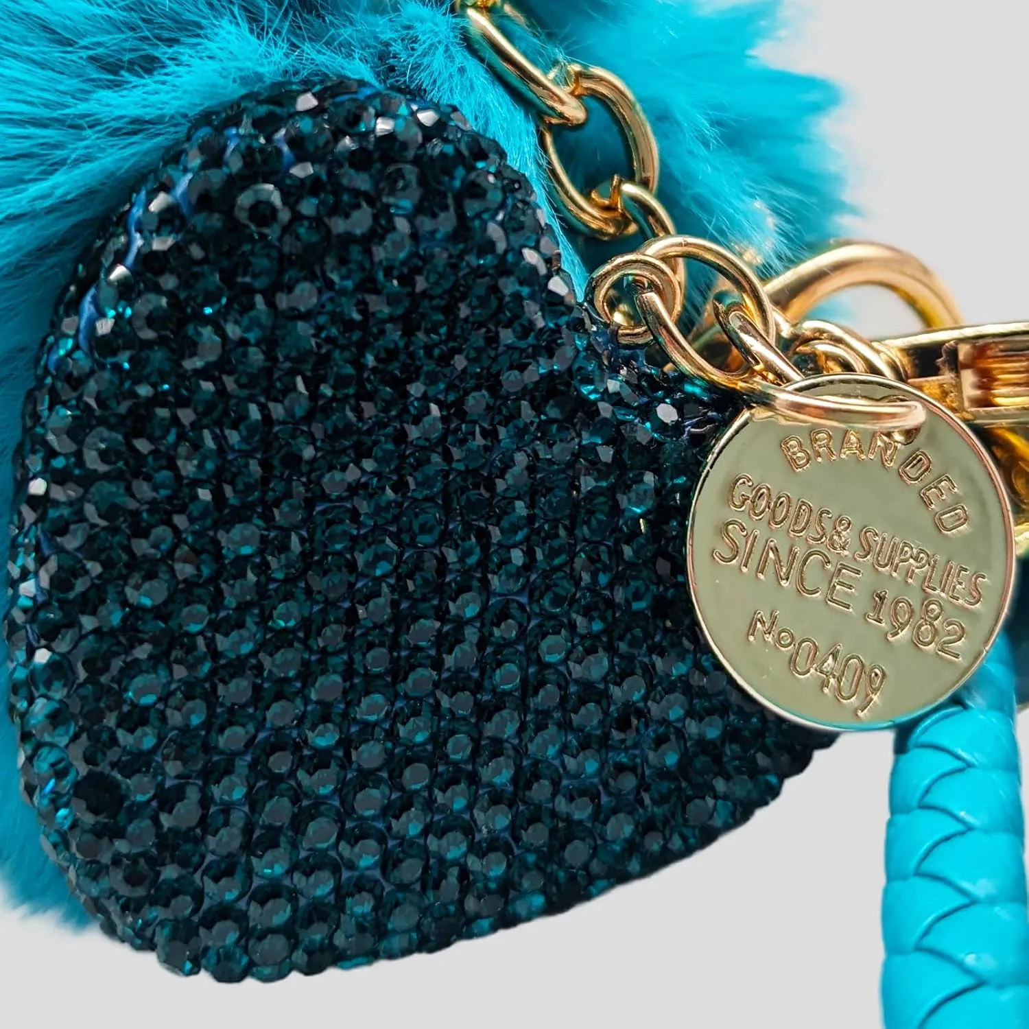 Pom Pom Keychain Faux Fur Car Key Accessories Wristlet Key Chain,Key Ring Handbag Backpack Pendant for Women and Girls