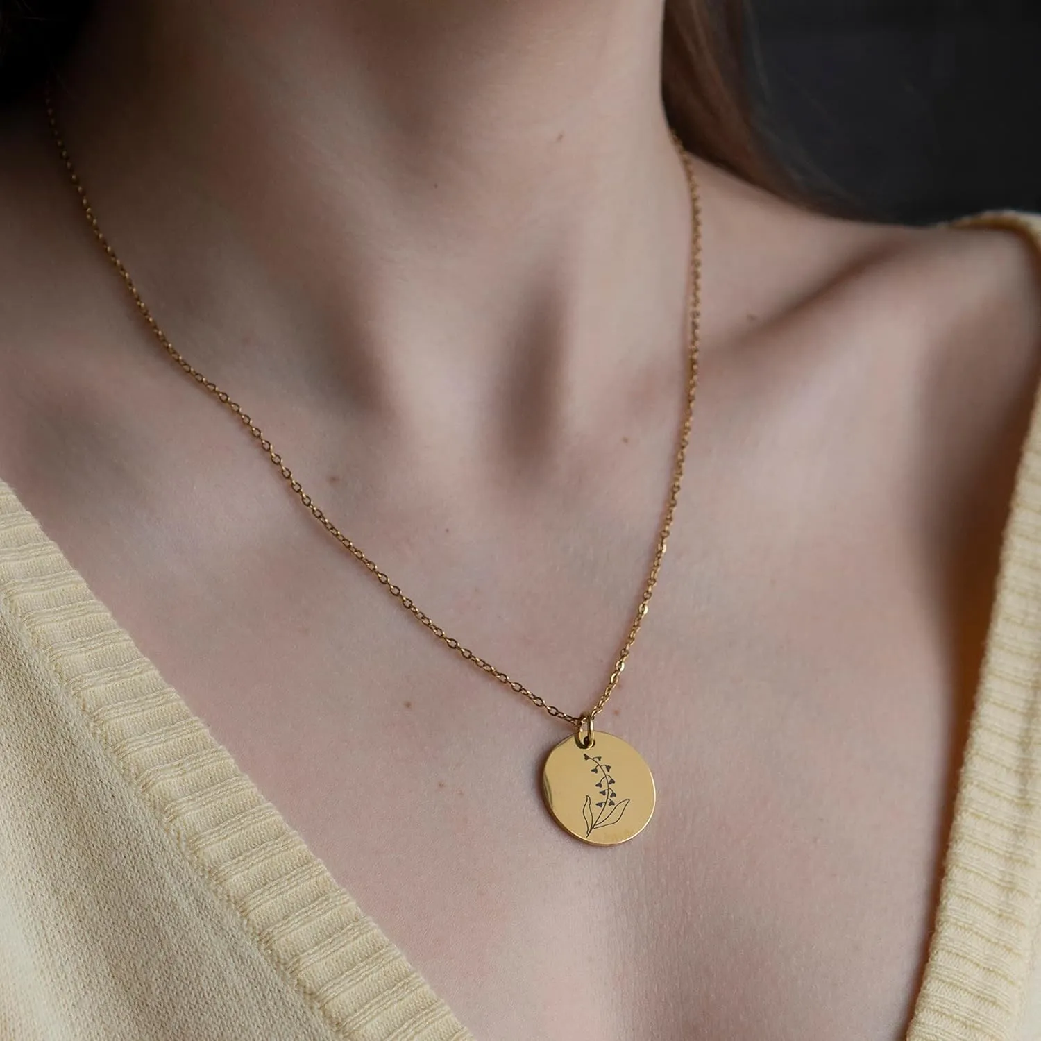 SIGONNA Birth Flower Necklace for Women - Coin Pendant Necklace - Necklaces Month Flower - Gold Chain Dainty Necklace