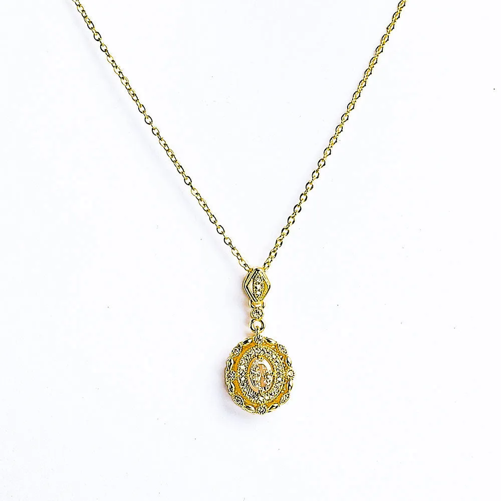 Stunning Central Round Gemstone Necklace - Fluffy