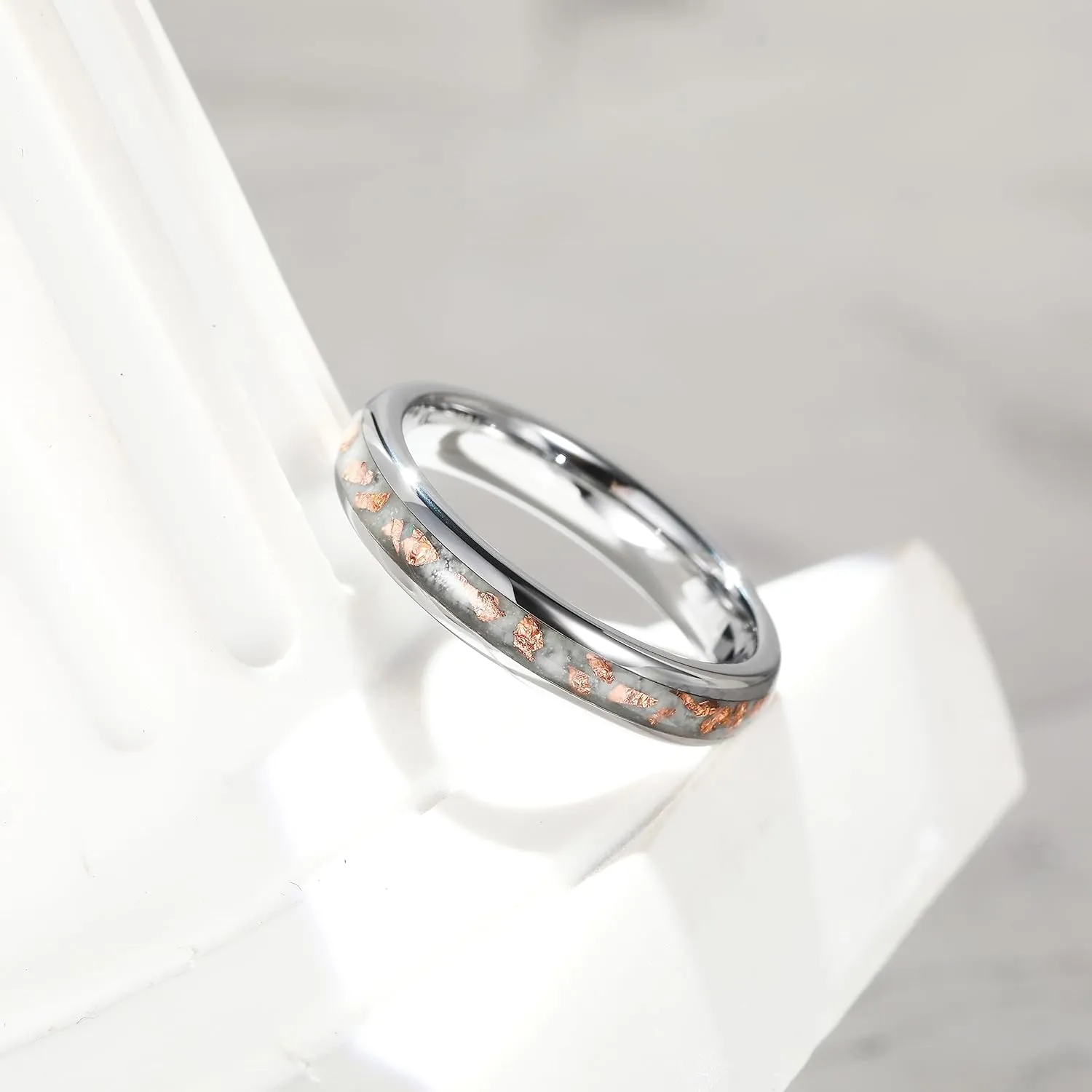 THREE KEYS JEWELRY 4mm/8mm Black Domed High Polished Tungsten Ring Wedding Band Engagement Ring for Men Women Couple Comfort Fit Inlay Rose Gold Folis/Custom Ring