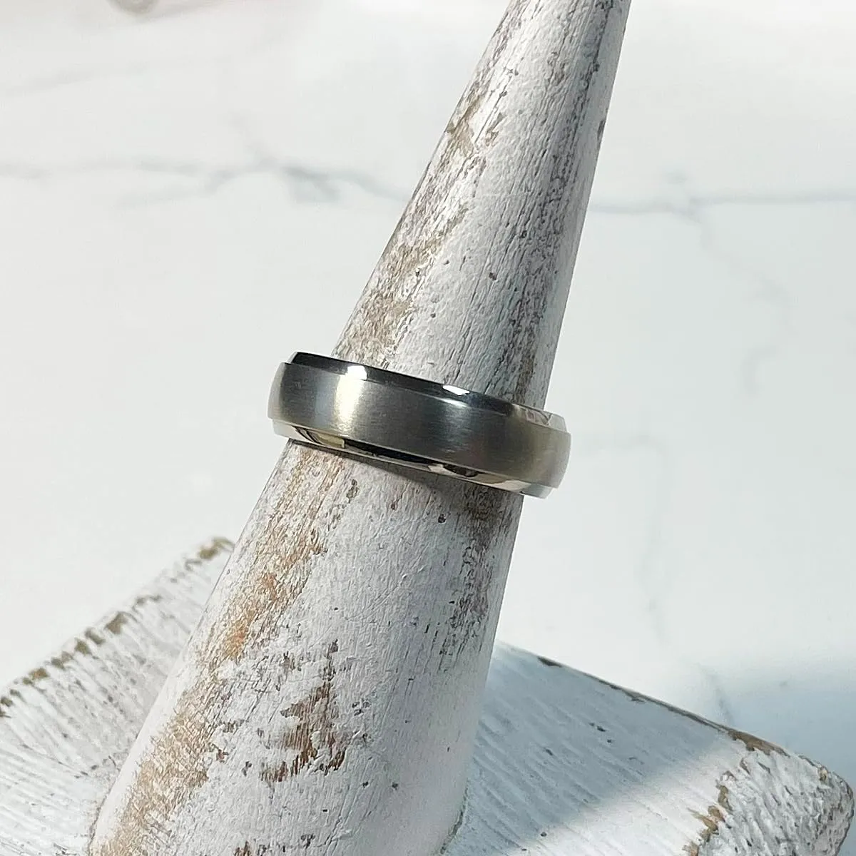 Titanium Wedding Rings for Couples Dome Brushed Surface Polished Beveled Edge Wedding Band Engraving Service Comfort Fit SZ 5-12