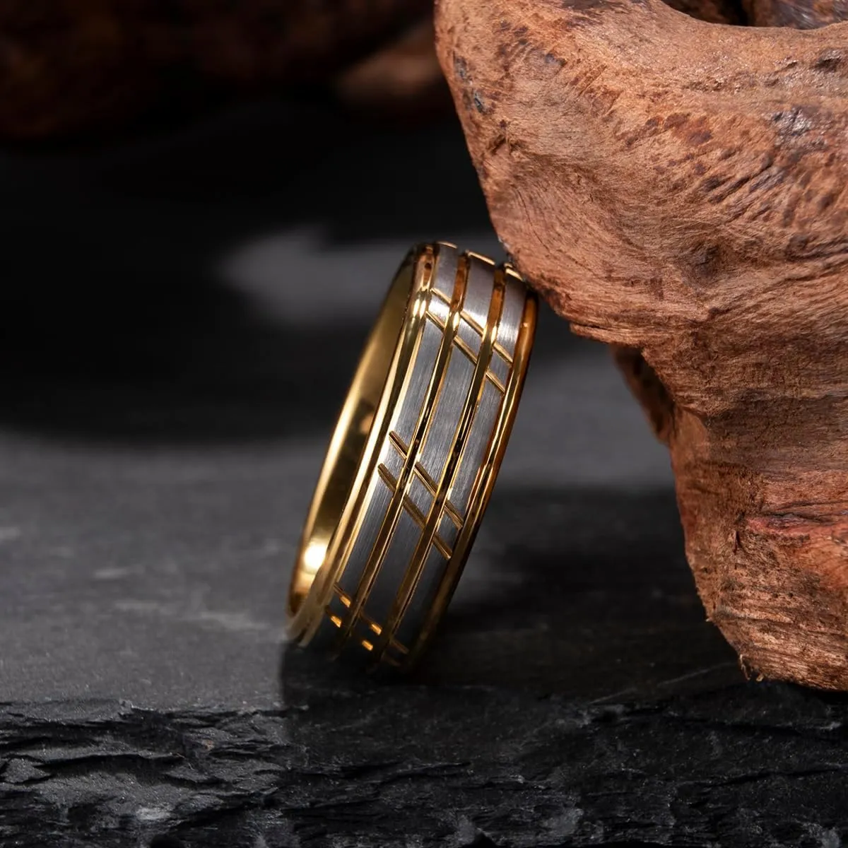 Tungsten Carbide Men's Rings Wedding Bands for Men 8mm Fashion Golden Groove Matte Finish Couple Engagement Ring Polished Edge Comfortable Fit