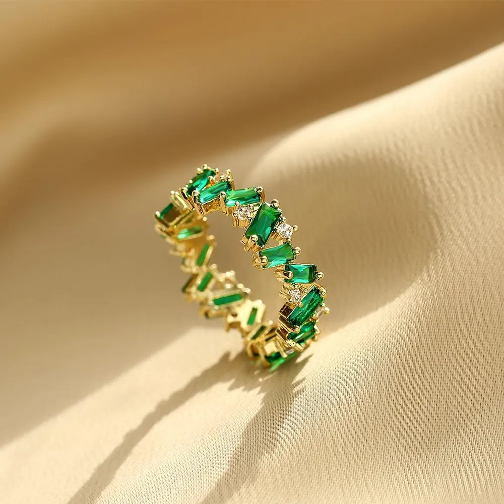 UILZ Green Cubic Zirconia Engagement Wedding Rings for Women Girls,Stackable Emerald Green Gold Rings for Women Brides Bridesmaid, Rhinestone Statement Ring Christmas Party Prom Jewelry